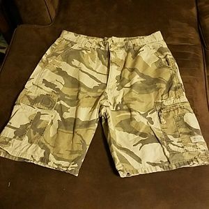 Camo cargo shorts!