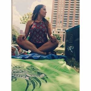 Meet your Posher, Brooke