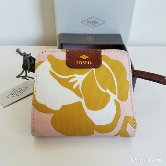 Fossil bifold wallet - pink floral
