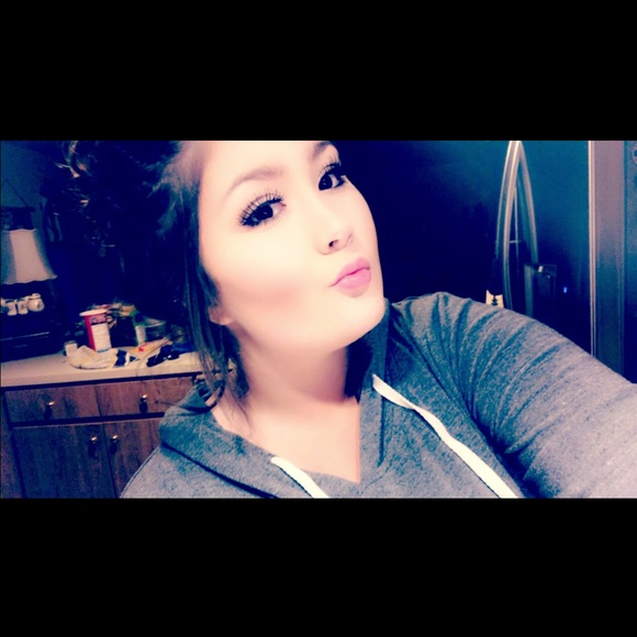 Meet your Posher, Kenna