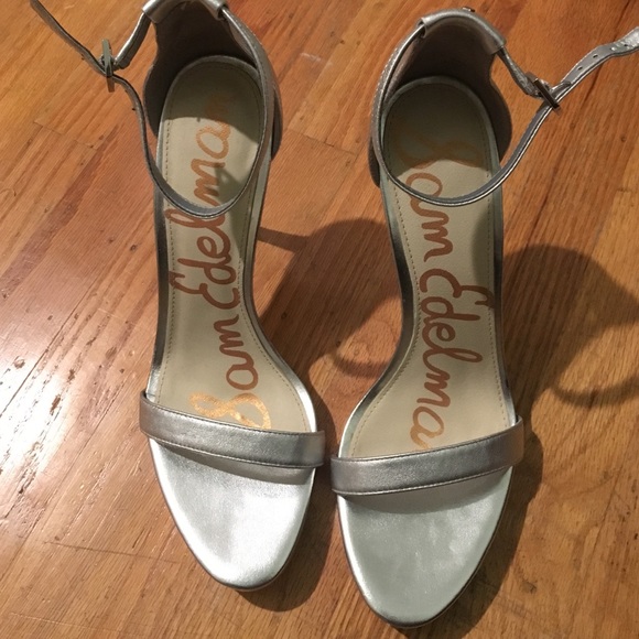 SOLD!!! Sam Edelman Silver Sandals - Picture 3 of 4