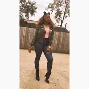 Meet your Posher, Tara