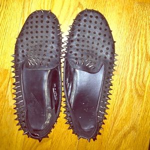 UNIF hellraiser size 8 (worn)