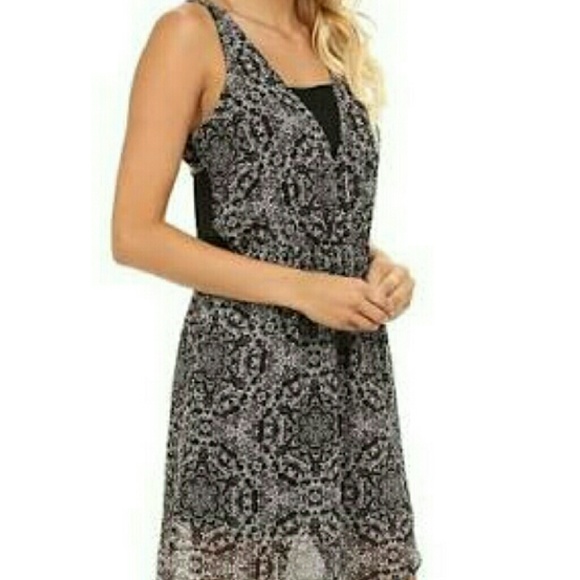 BCBG Asymmetrical Dress NEW - Picture 4 of 4