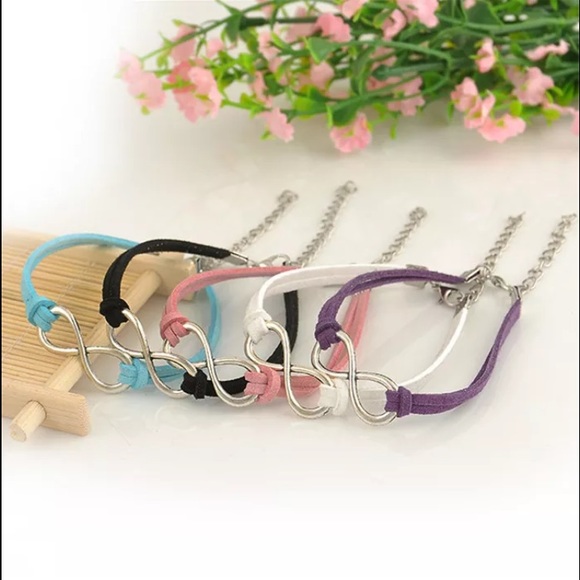 Set of 5 handmade leather infinity bracelets