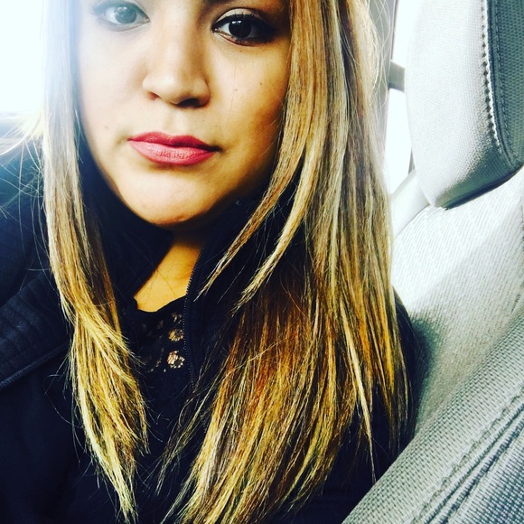 Meet your Posher, Karina