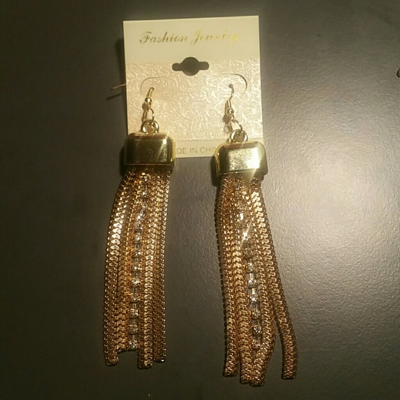 Dangly earings