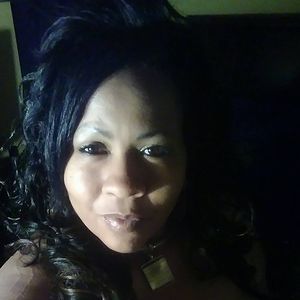 Meet your Posher, Marnie