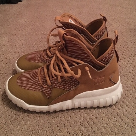 Tubular adidas