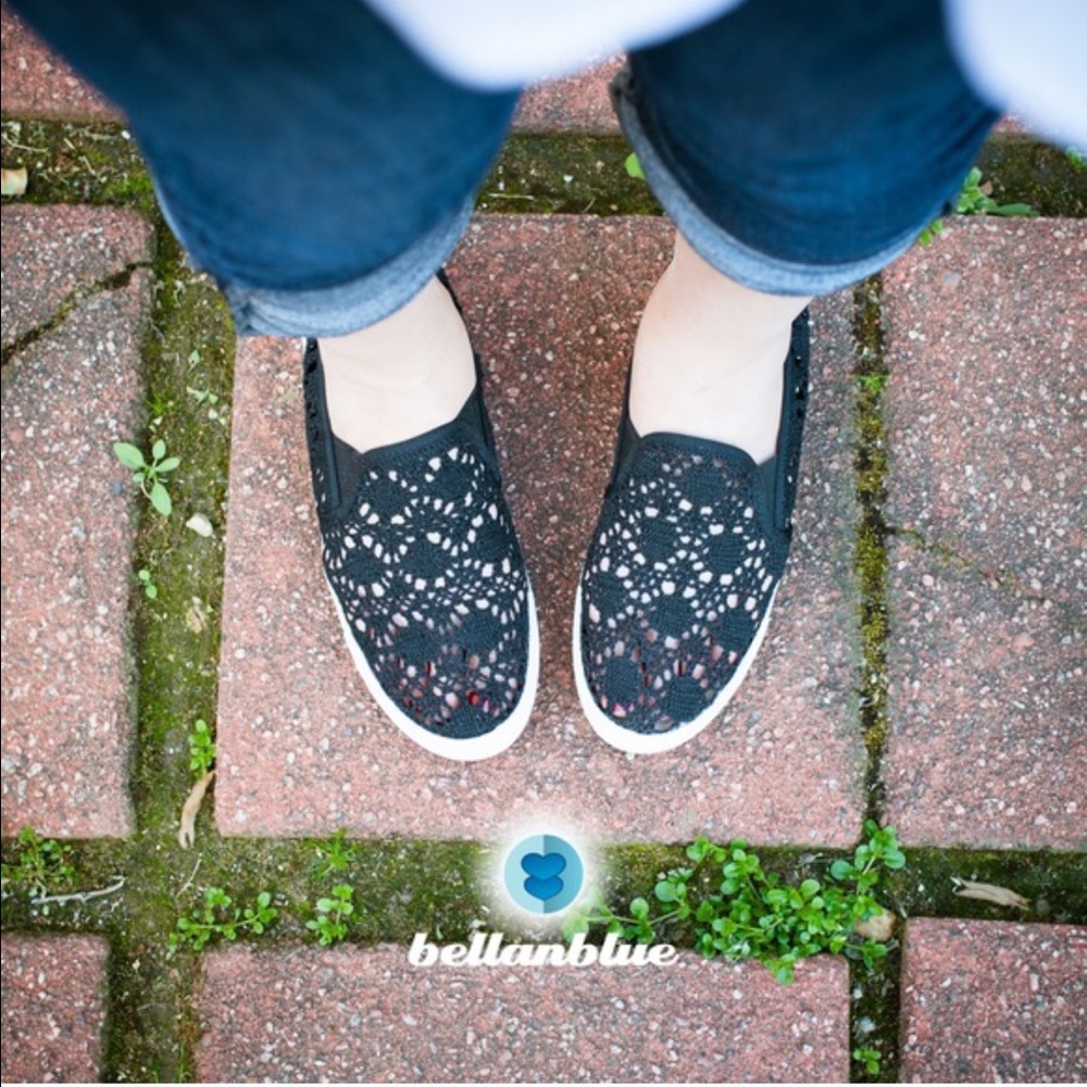 The ELSA embroidered slip ons - PEACH - Picture 7 of 7