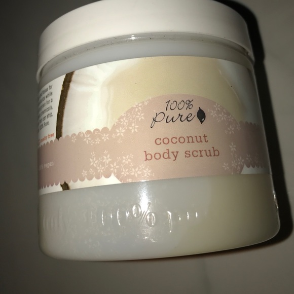✨SOLD✨ 100% Pure Coconut Body Scrub