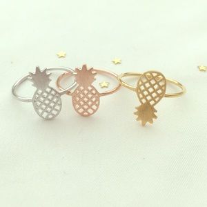 Flying pineapple ring