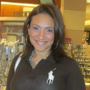 Meet your Posher, Yasmin