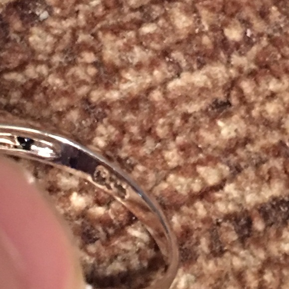 5⭐️RATED BLUE SAPPHIRE RING - Picture 7 of 8