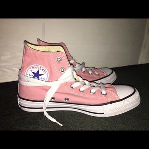 Converse Women's High Tops Light Pink