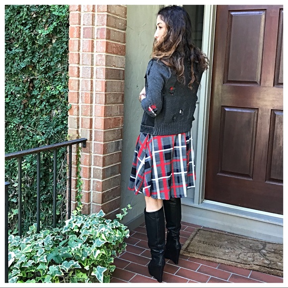 ♦️LAST ONE SALE♦️plaid striped swing dress - Picture 2 of 7