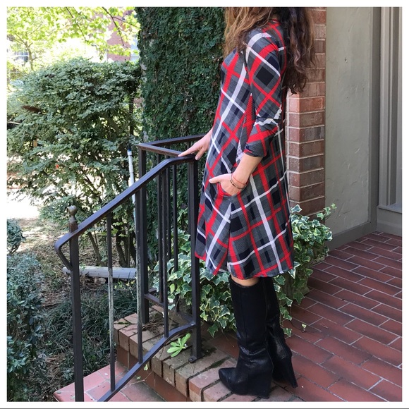 ♦️LAST ONE SALE♦️plaid striped swing dress - Picture 4 of 7
