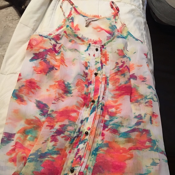Spring tank