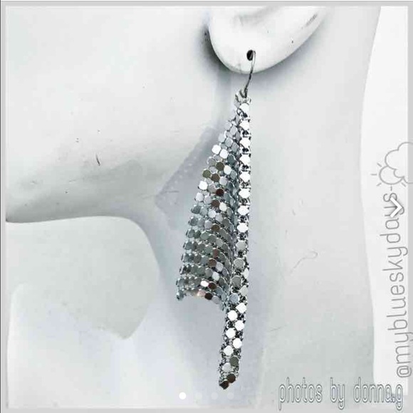 Gorgeous Chainmail Earrings - Picture 1 of 4