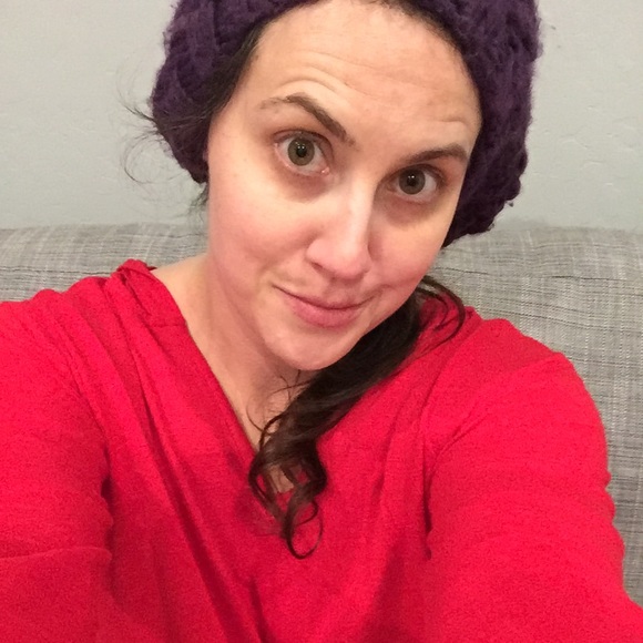 Meet your Posher, Sarah - Picture 3 of 5