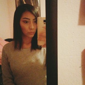 Meet your Posher, Perla