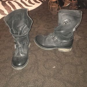 Steve Madden Boots