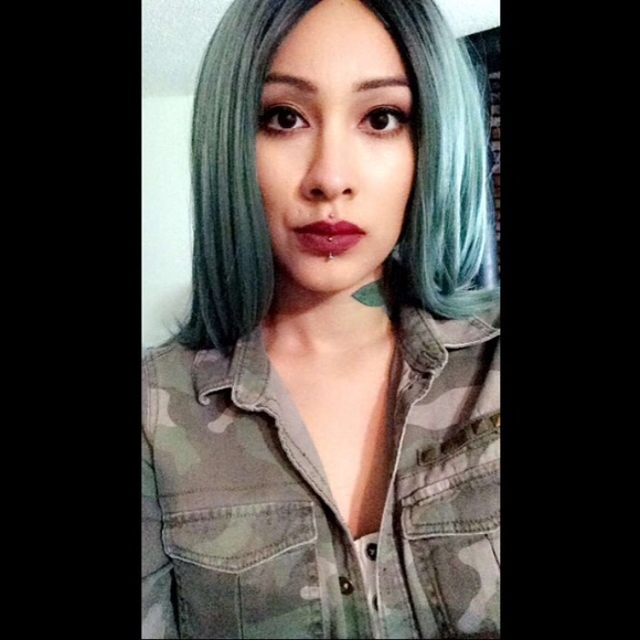 Teal ombré high quality wig 🍭  last price
