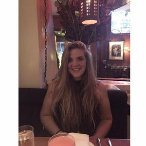 Meet your Posher, Deanna
