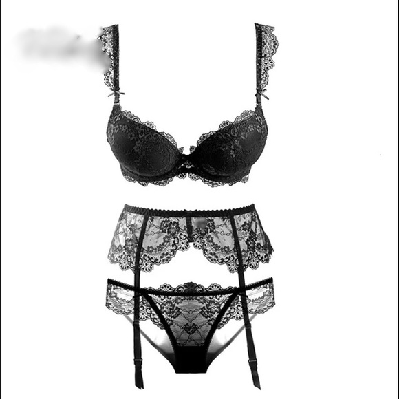 Bra panty and garter belt set. Lace, mesh. Sexy. - Picture 1 of 4