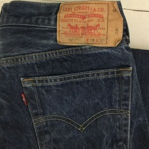 Men's 501 Levi's 38/30 Button Fly Jeans
