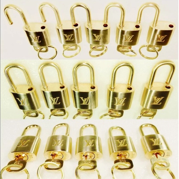Louis Vuitton Lock w/ Key & Ring Pls ask.