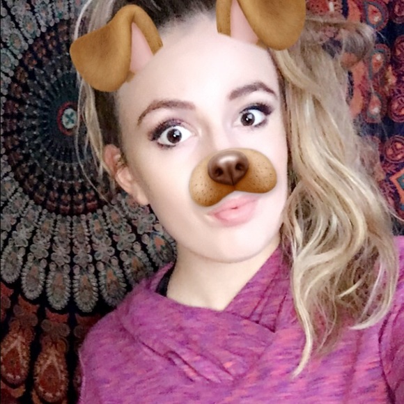 Meet your Posher, Ella - Picture 1 of 1