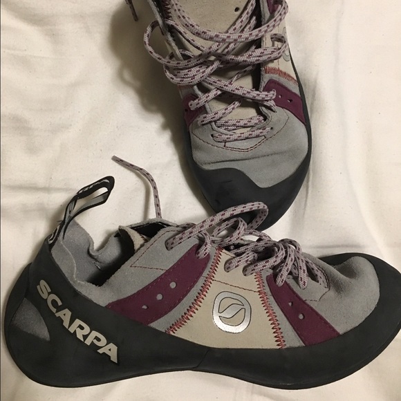 Bouldering shoe
