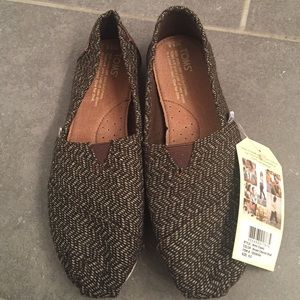 Toms Casual slip ons