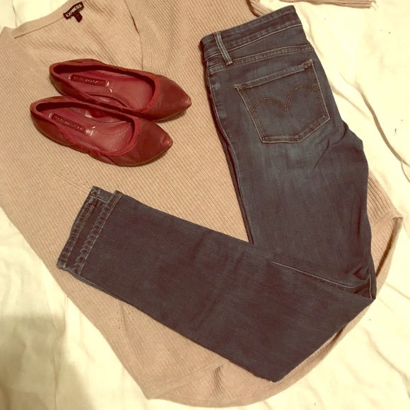 Levi’s | Mid-rise Slim