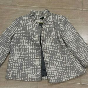 J Crew blazer with ruffled collar & cute pattern