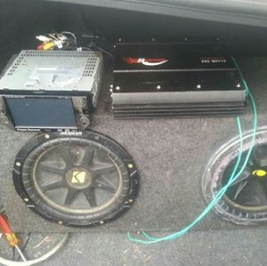 Two 10s Amplifire and Stereo