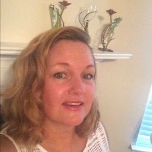 Meet your Posher, Pam