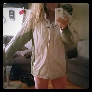 Cream& light green heavy Columbia winter jacket