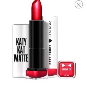 Katy Perry matte Lipstick Covergirl