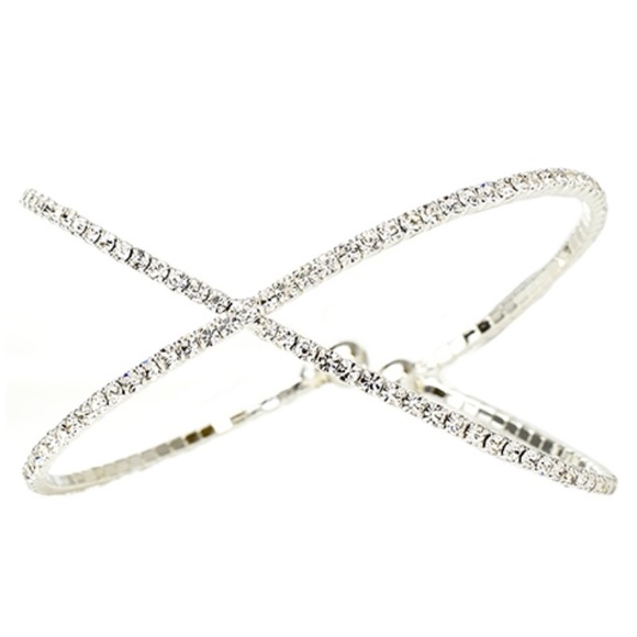 Jewelry - 🆕CUBIC ZIRCONIA NEW INFINITY BRACELET