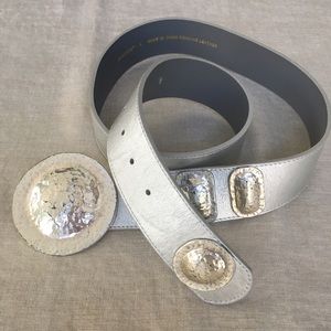 Chico's Wide Metallic Silver Belt Size Large