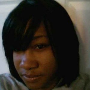 Meet your Posher, Marisa