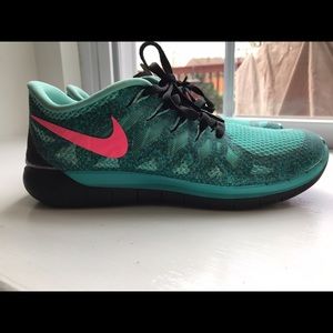 Nike Free 5.0 Women Turquoise And Pink, Running