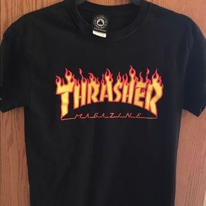 Men's Thrasher small Tshirt