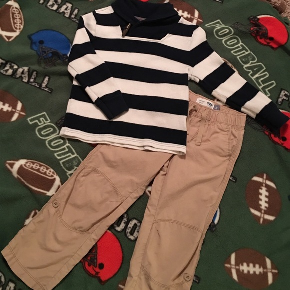 Boys size  5T Old Navy outfit