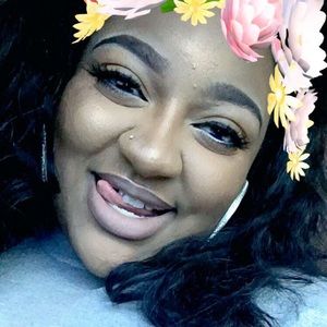 Meet your Posher, Janae