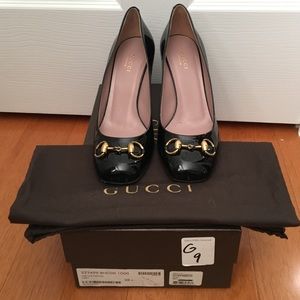 Vernice Crystal Gucci Heels in black
