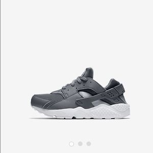 Boys Nike Huarache