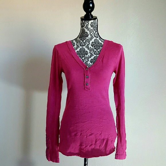 WE THE FREE long sleeve vneck knit top